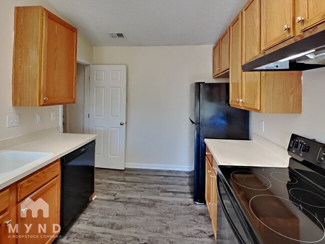 Photo - 2089 Chapel Creek Rd