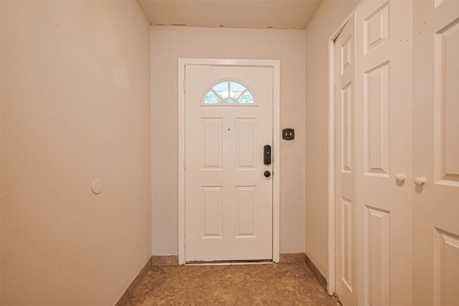 Building Photo - 19410 Rum River Ct Rental