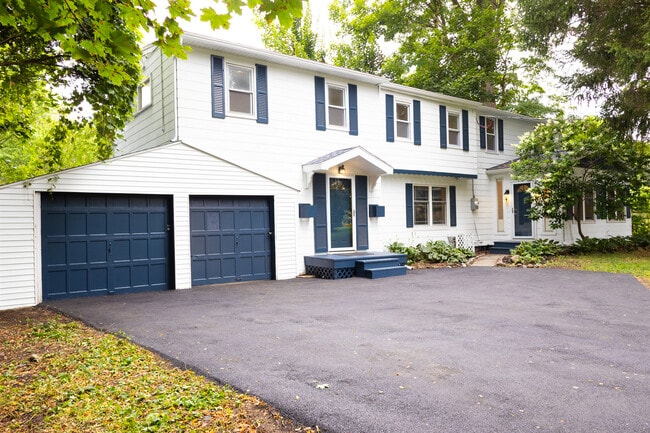 Photo - 155 Penhurst Rd