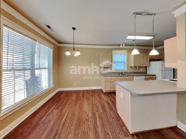 Photo - 528 Catawba Ave