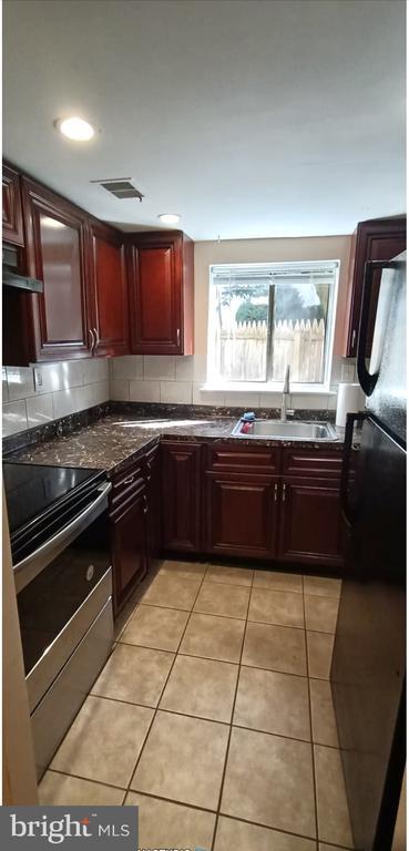 Photo - 8030 Ditman St Apartamento Unidad 49I