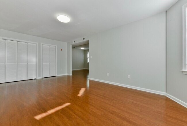 Photo - 19 Fuller St Unit 1