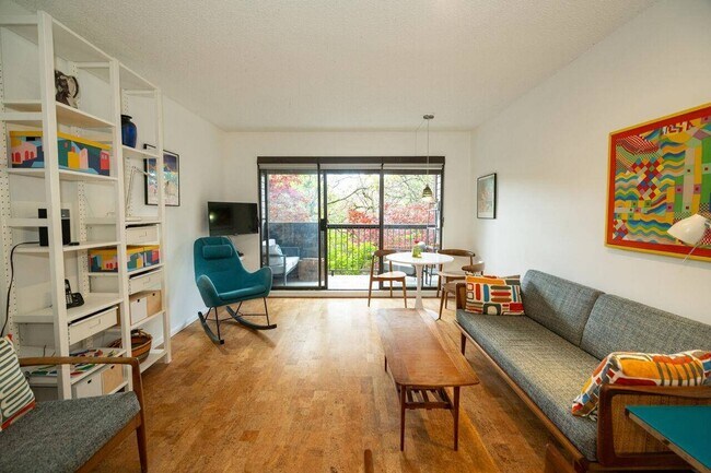 Photo - 2920 Ash St Unité 301