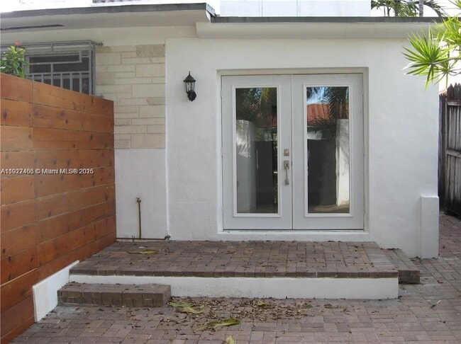 Photo - 310 SW 34th Ave