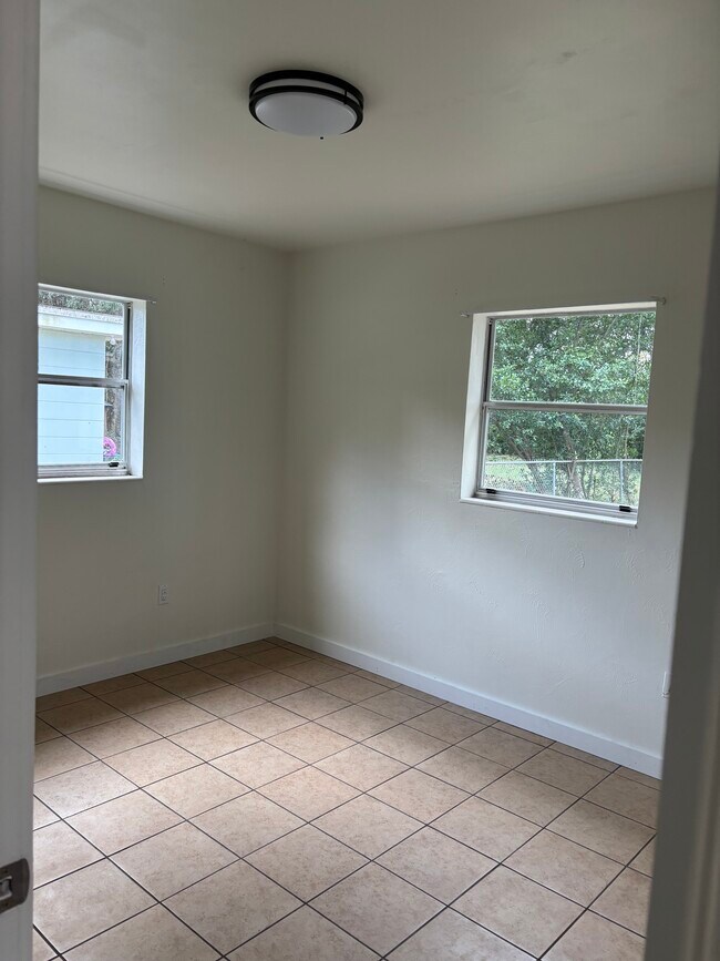 Photo - 1207 Crestwood Dr