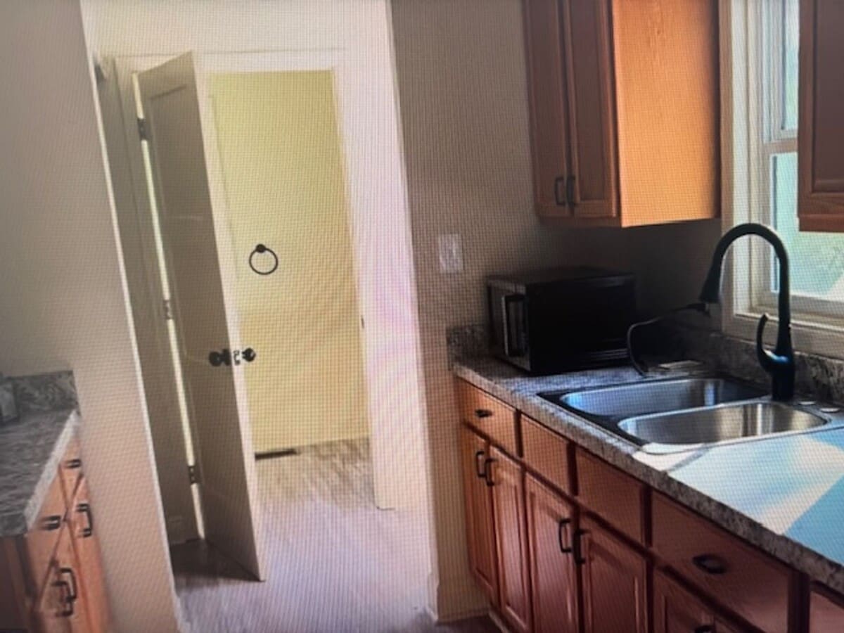 Photo - 129 Sweeper Smith Rd