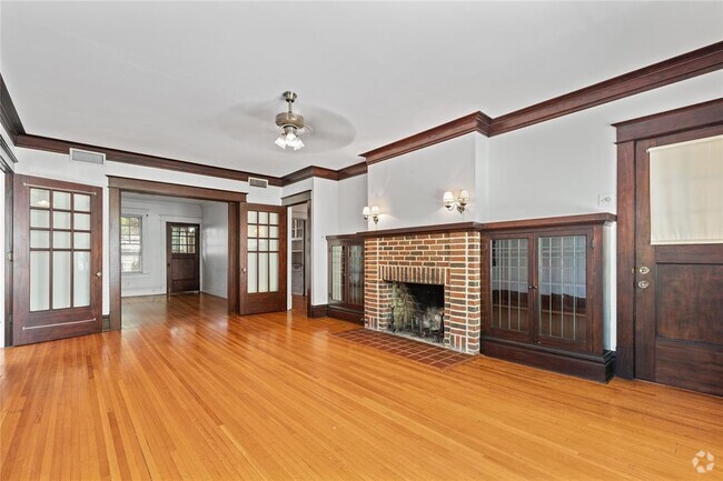 Building Photo - 806 Winbern St Unit 1 Rental