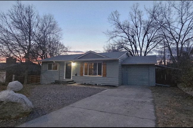 Photo - 2226 N Circle Dr