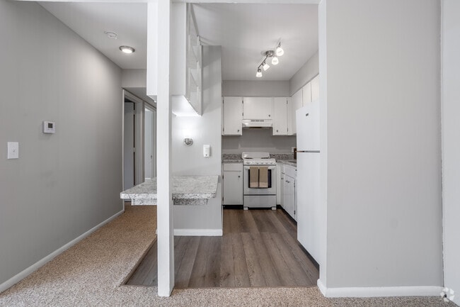 2BR, 1BA - 792SF - Kitchen - Tivoli Apartments