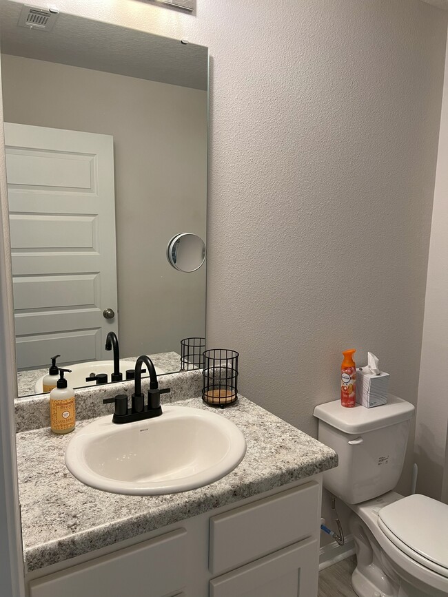 Photo - 4396 Winged Elm Ct