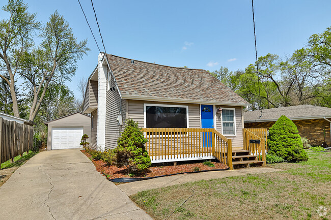 Building Photo - 314 Clifford Ave Rental