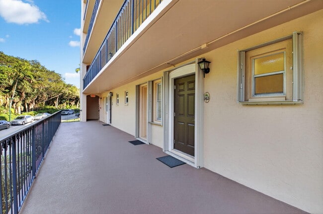 Photo - 2871 N Ocean Blvd Unit V143