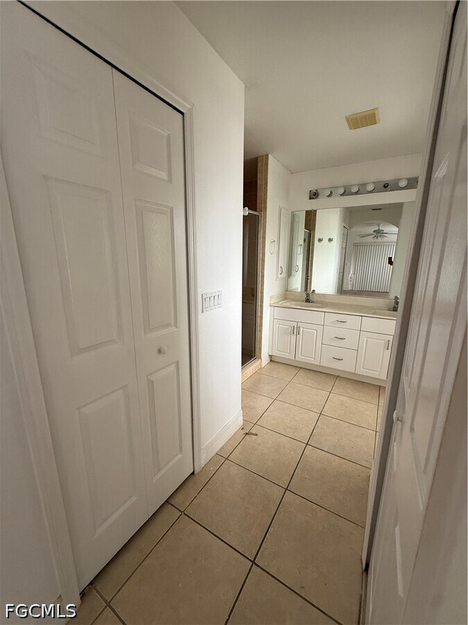 Photo - 1125 SE 35th St
