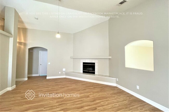 Photo - 1006 Breakers Ct