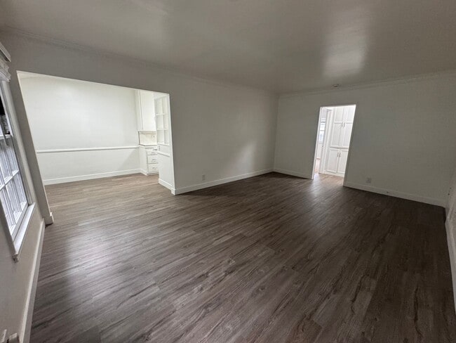 Photo - 8575 Holloway Dr Unit 8577 #4