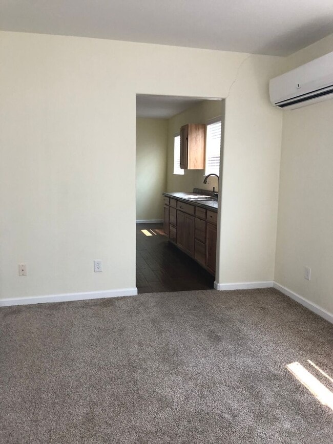 Photo - 1025 Walnut St