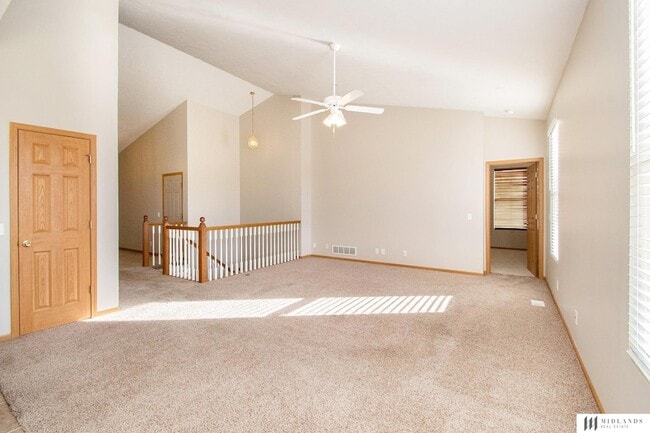 14002 Kelly Dr