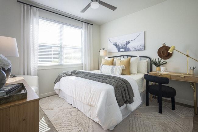 Broadstone Oliver apartments — community photo
