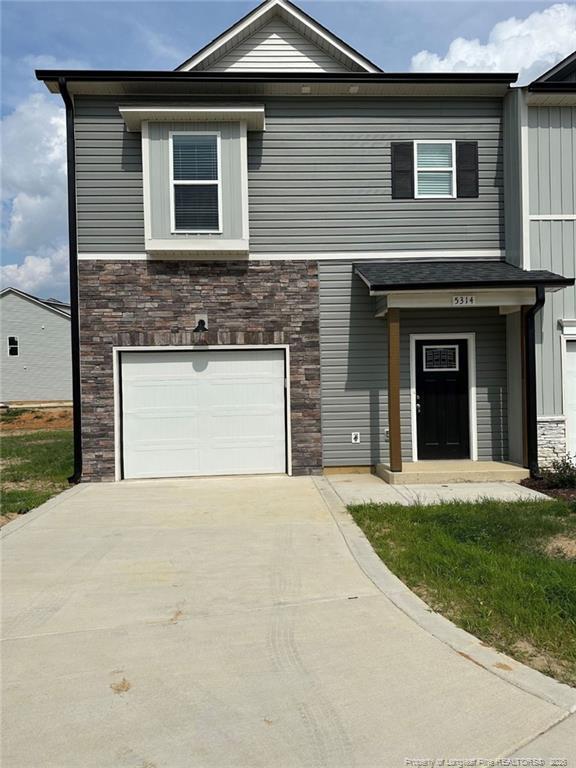969 Kingscote Dr
