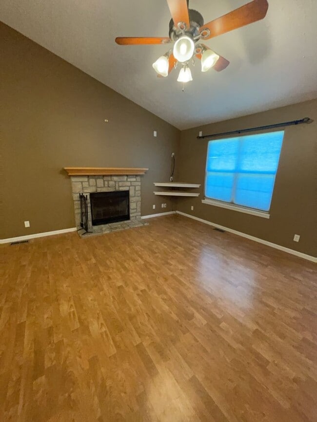 Photo - Beautiful spacious home in Waynesville