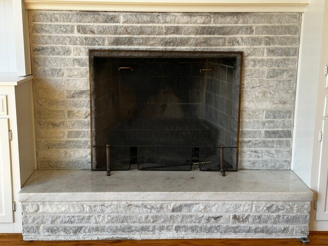 Marble fireplace - 3030 Hardale Blvd Unit 2 Upper