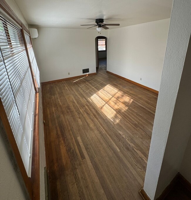 Photo - 417 NW 9th St Unit 417 NW 9th St