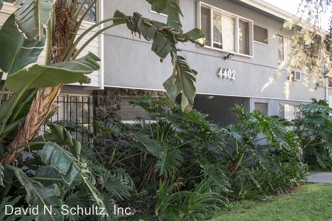 4402 Los Feliz Blvd