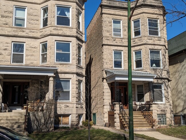 Photo - 1426 W Balmoral Ave Unit 1