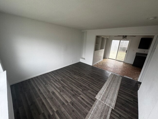 Photo - 3 bed/ 1 Bath