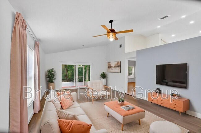 Photo - 10315 Winding Creek Ln