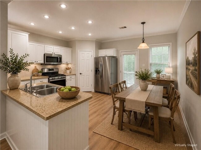 3152 Mill Springs Cir NE