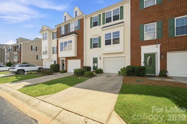 Photo - 1526 Royal Auburn Ave