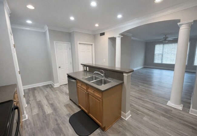 Photo - 4107 Stratford Commons Unit 4107