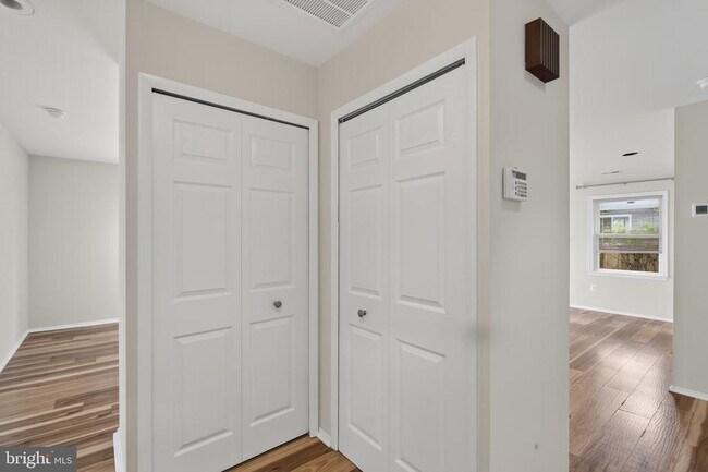 Photo - 4214 Penner Ln