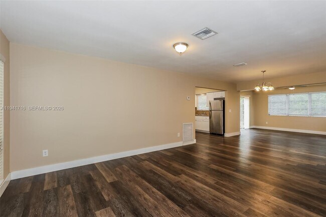 Photo - 231 SW 71st Terrace