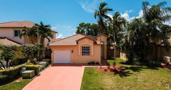 Building Photo - 8766 SW 213th Terrace Rental