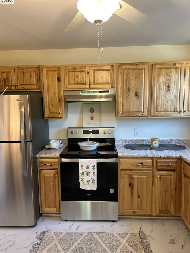Kitchen - 91 Faith St Apartments Unit 91