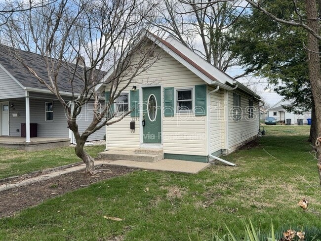 Photo - 1230 S Jay St