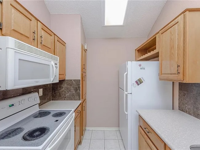 Photo - 911 Plantation Dr