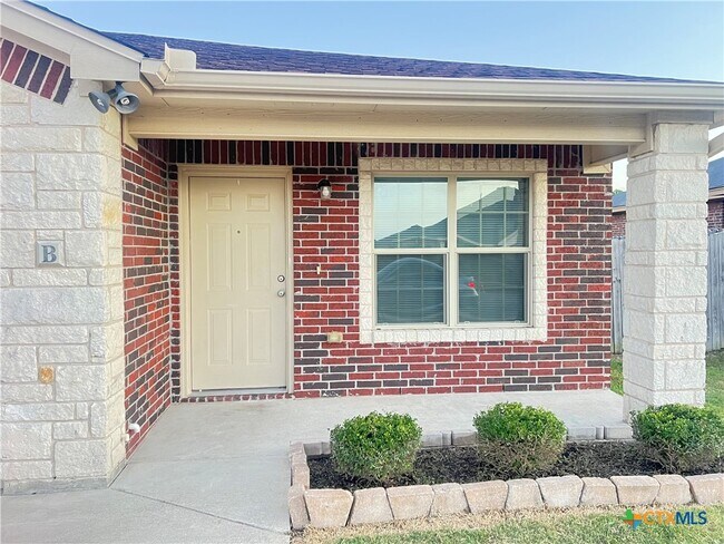 Photo - 4606 Cambridge Dr