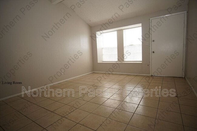 Photo - 2917 E Glen Dr