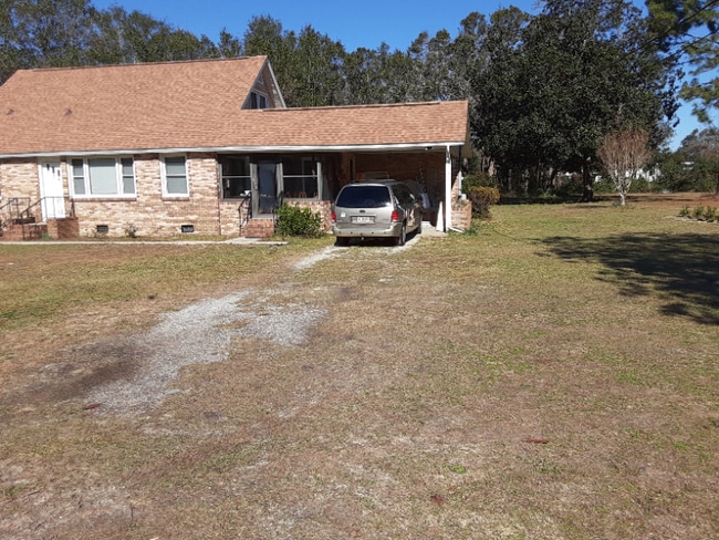 Building Photo - 126 W Hope Dr Rental