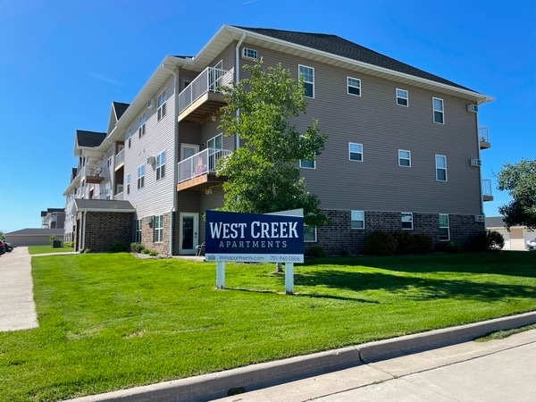 Wset Creek Apartments - West Creek Crossing Apartments