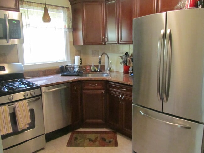 Photo - 18 Grew Hill Rd Unidad 1