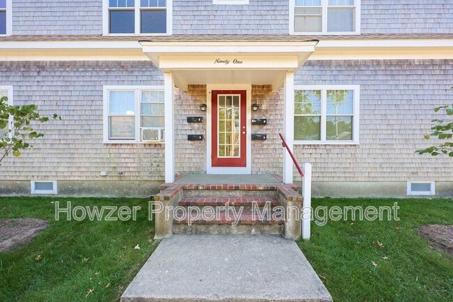 Building Photo - 91 Louis St