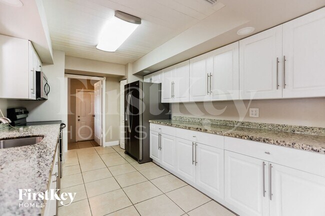 Photo - 8710 SW 200th St