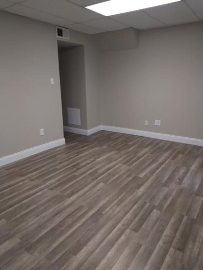 Front Room View 2 - 7525 Forsyth Blvd