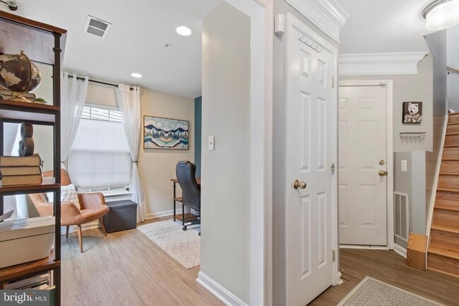 Photo - 170 Martin Ln