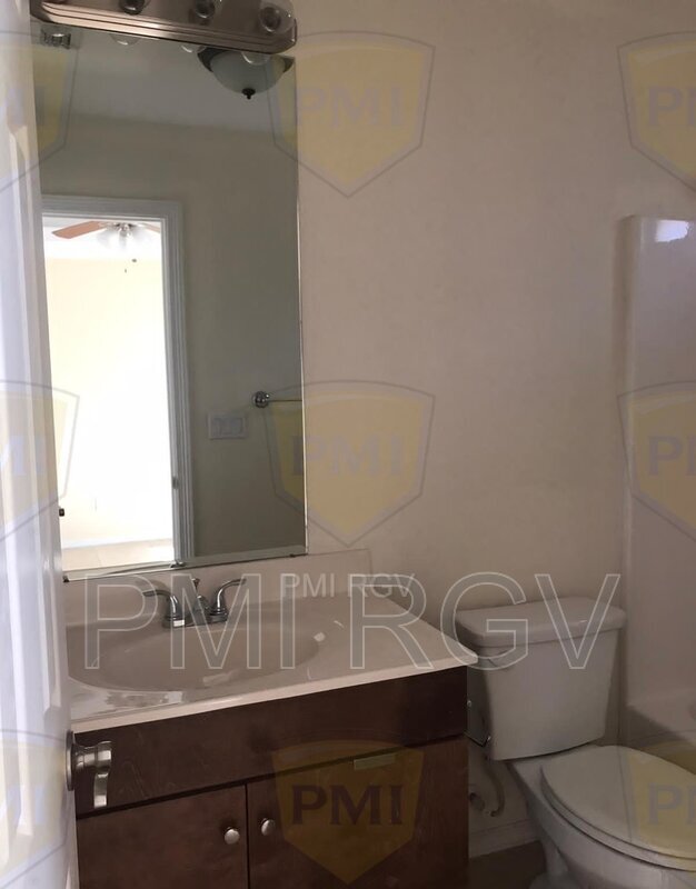 Photo - 3903 S Radisson Ave Unidad B