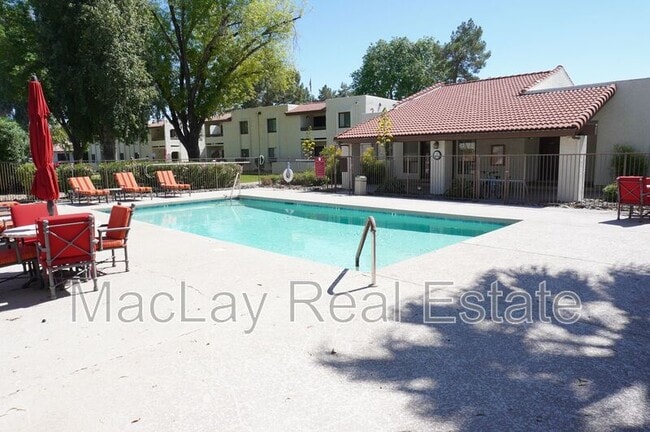 Photo - 10444 N 69th St Unit 107